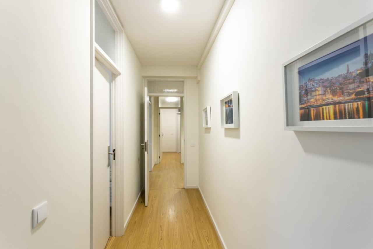 Apartamento Aposentus - Elegant Functionality Porto Downtown Exterior foto